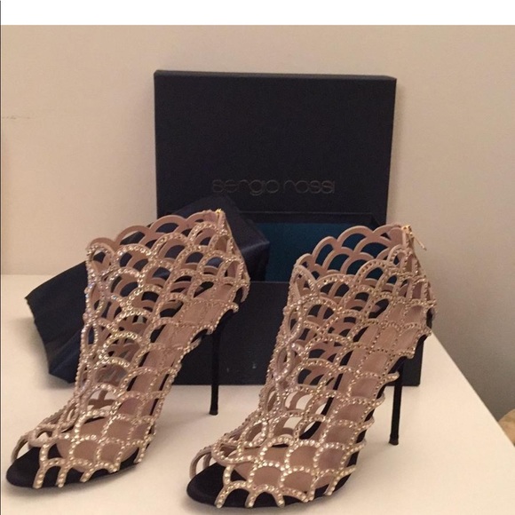 Sergio Rossi Signature 110mm  Classic Stiletto – Nude - new with tags - Picture 7 of 8